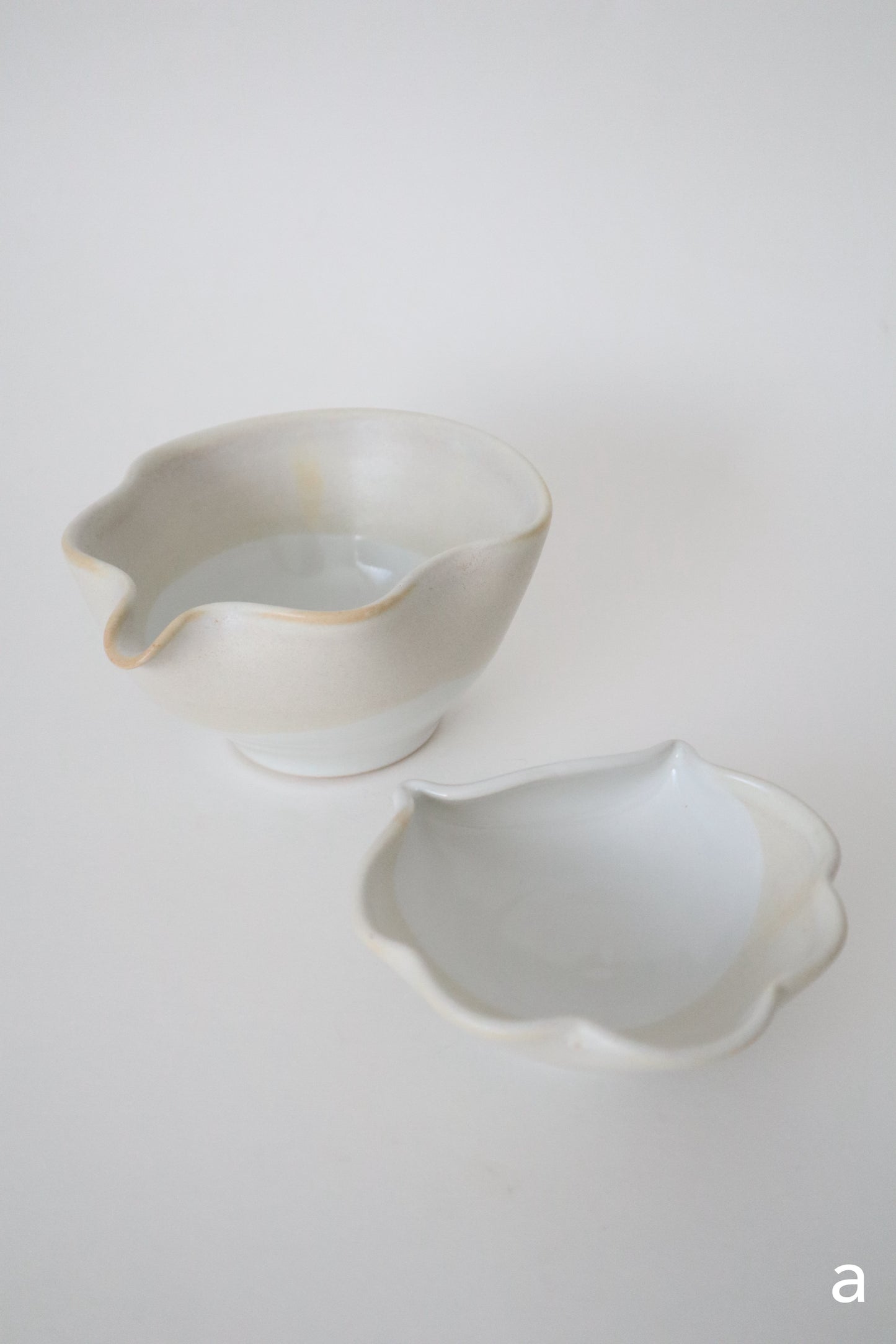 warm sand seashell matcha bowl sets
