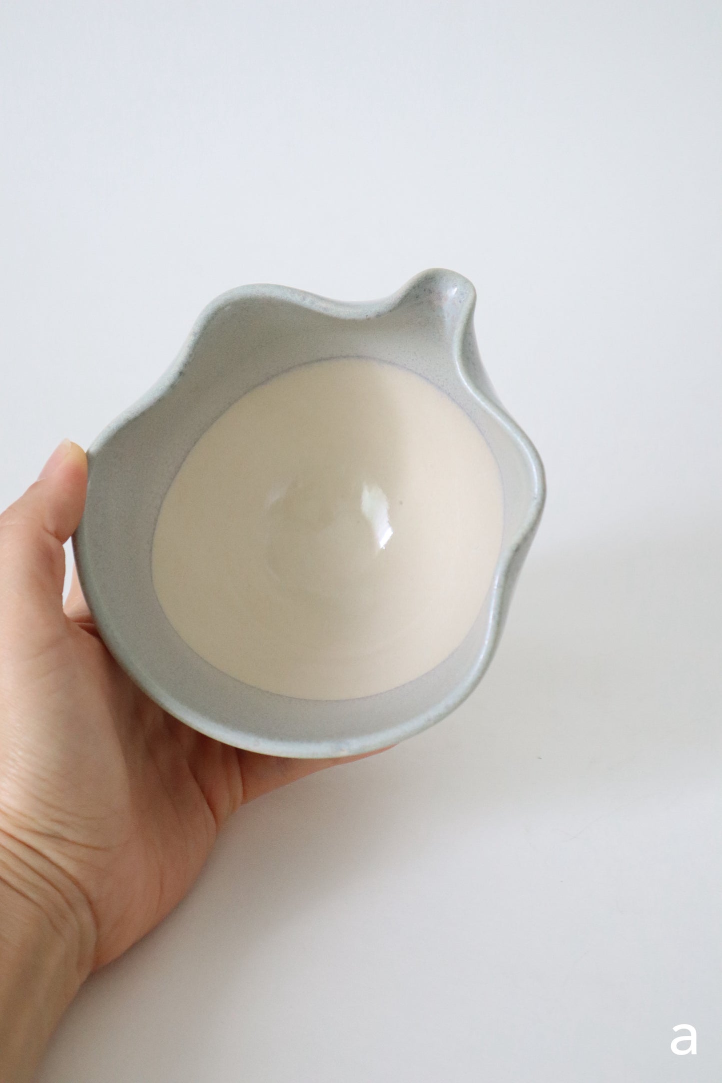 sea foam seashell matcha bowl