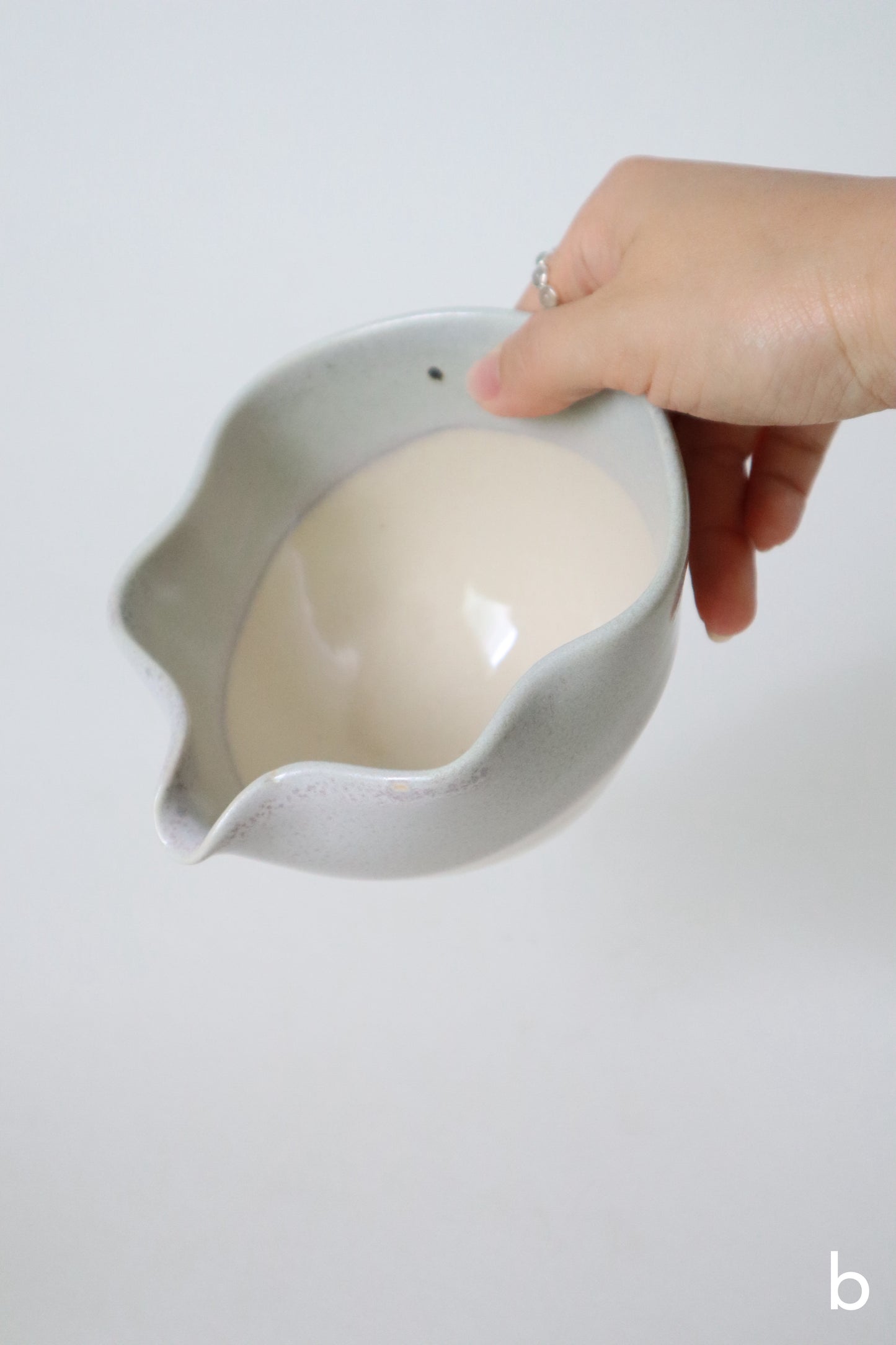 sea foam seashell matcha bowl
