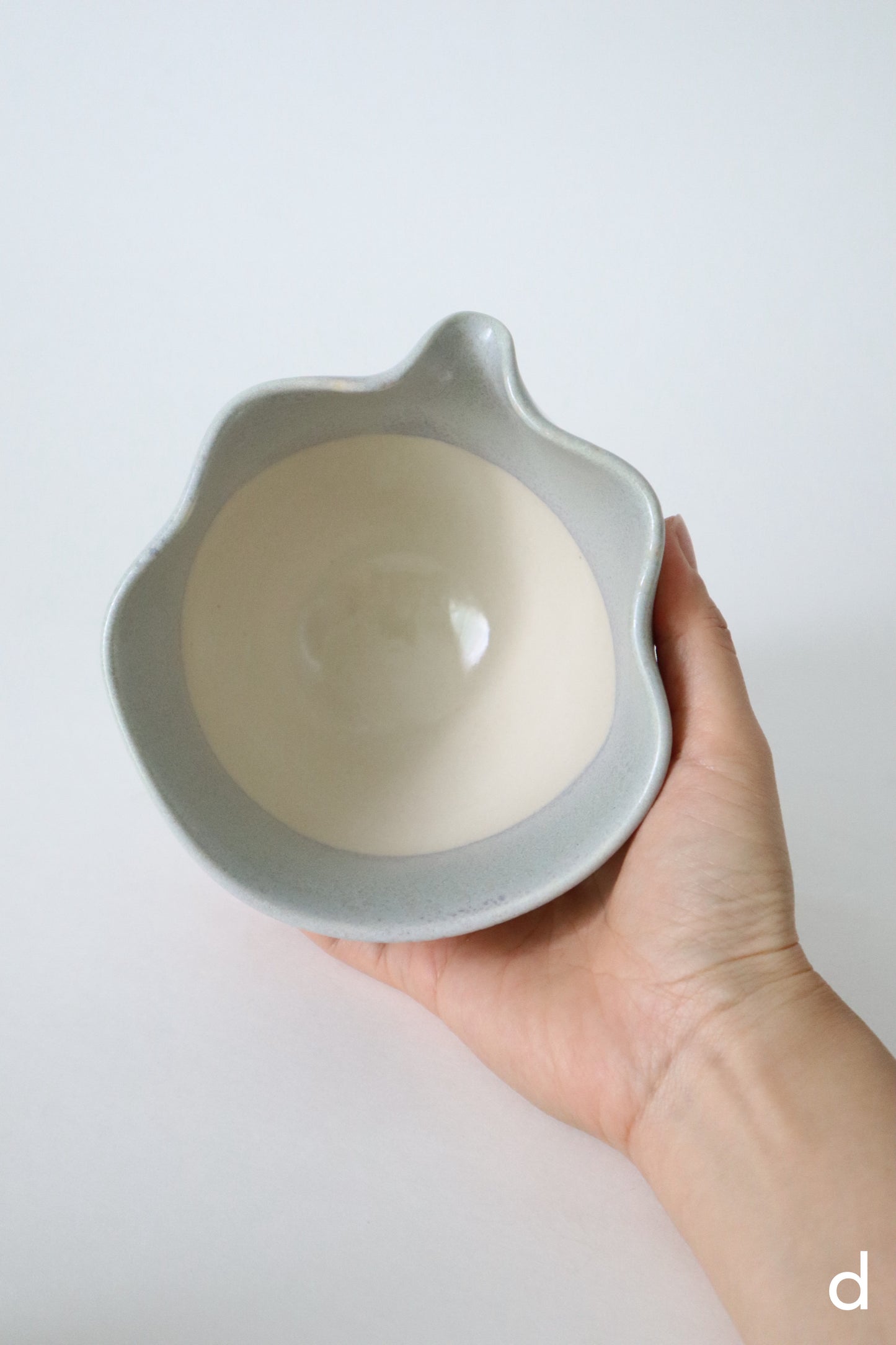 sea foam seashell matcha bowl