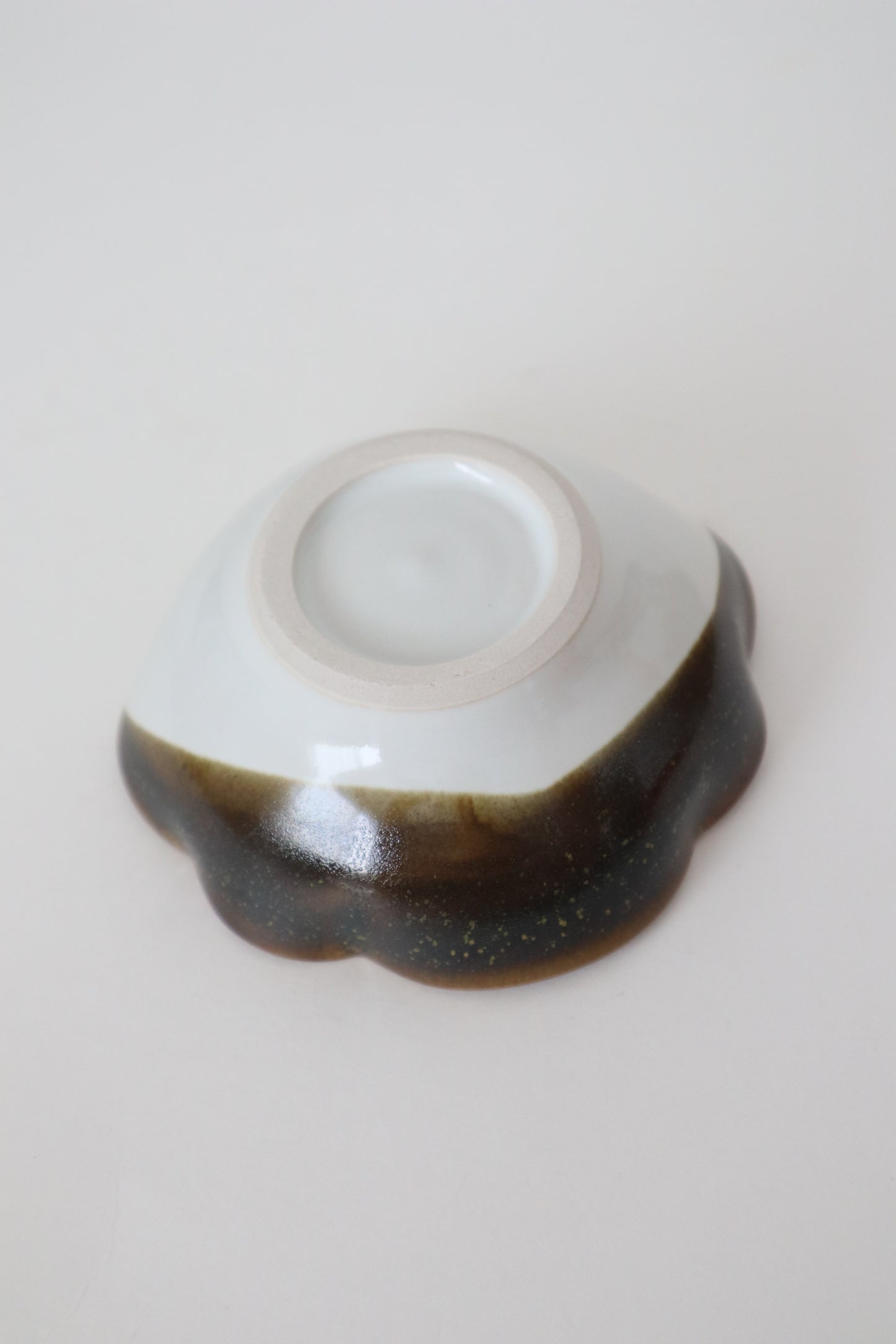 espresso seashell matcha bowl