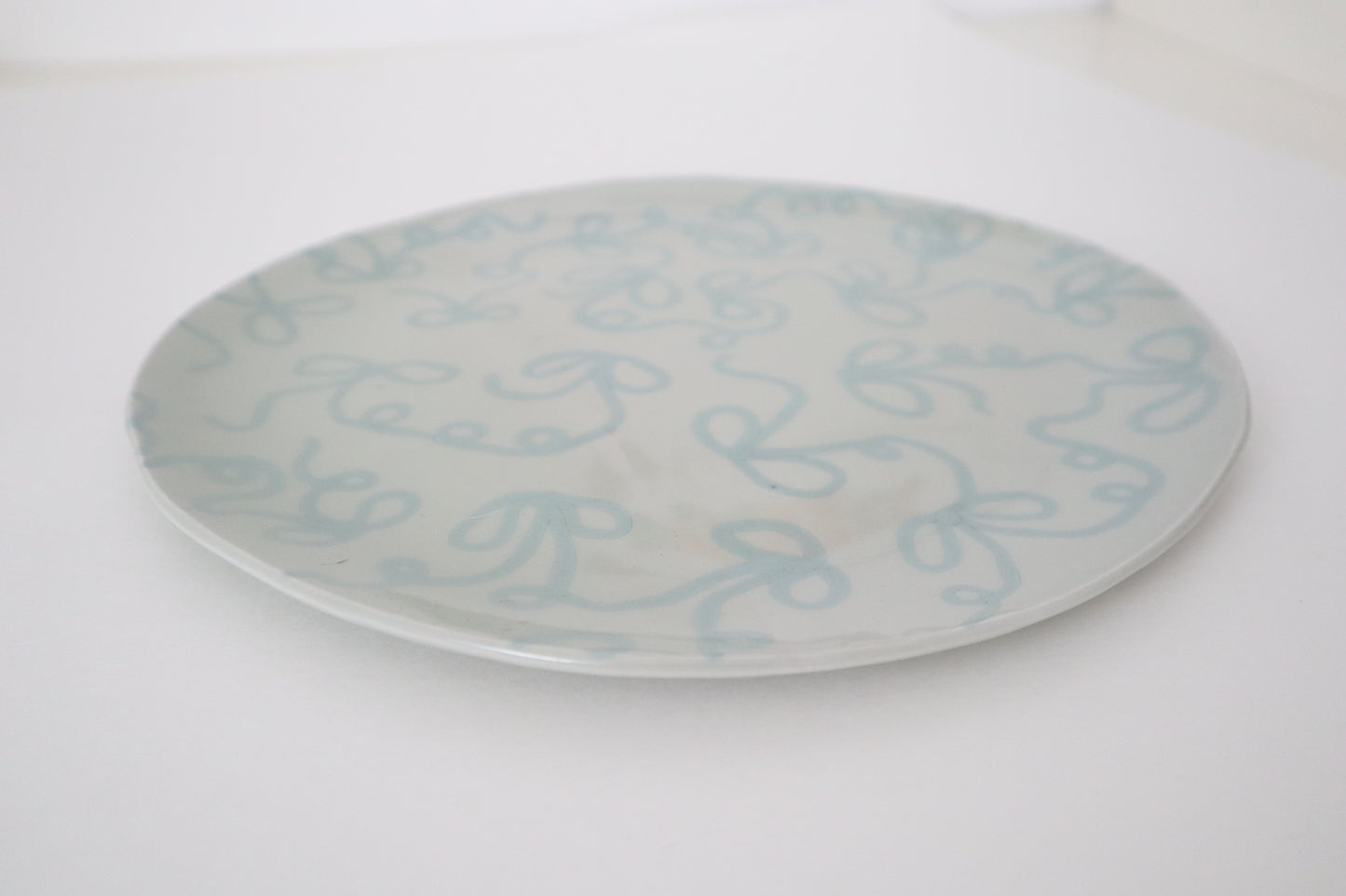 ribbon plate