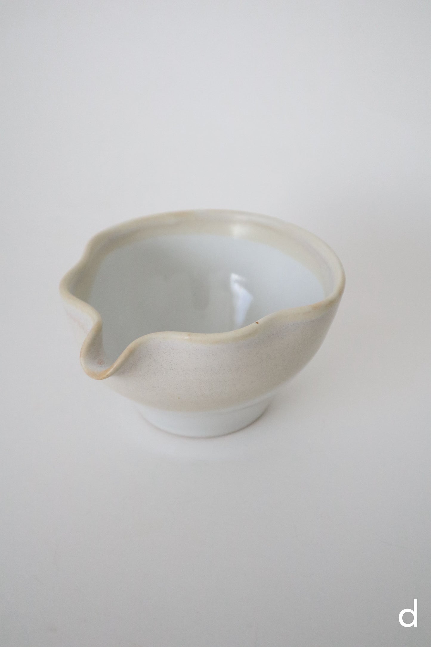 warm sand seashell matcha bowl sets