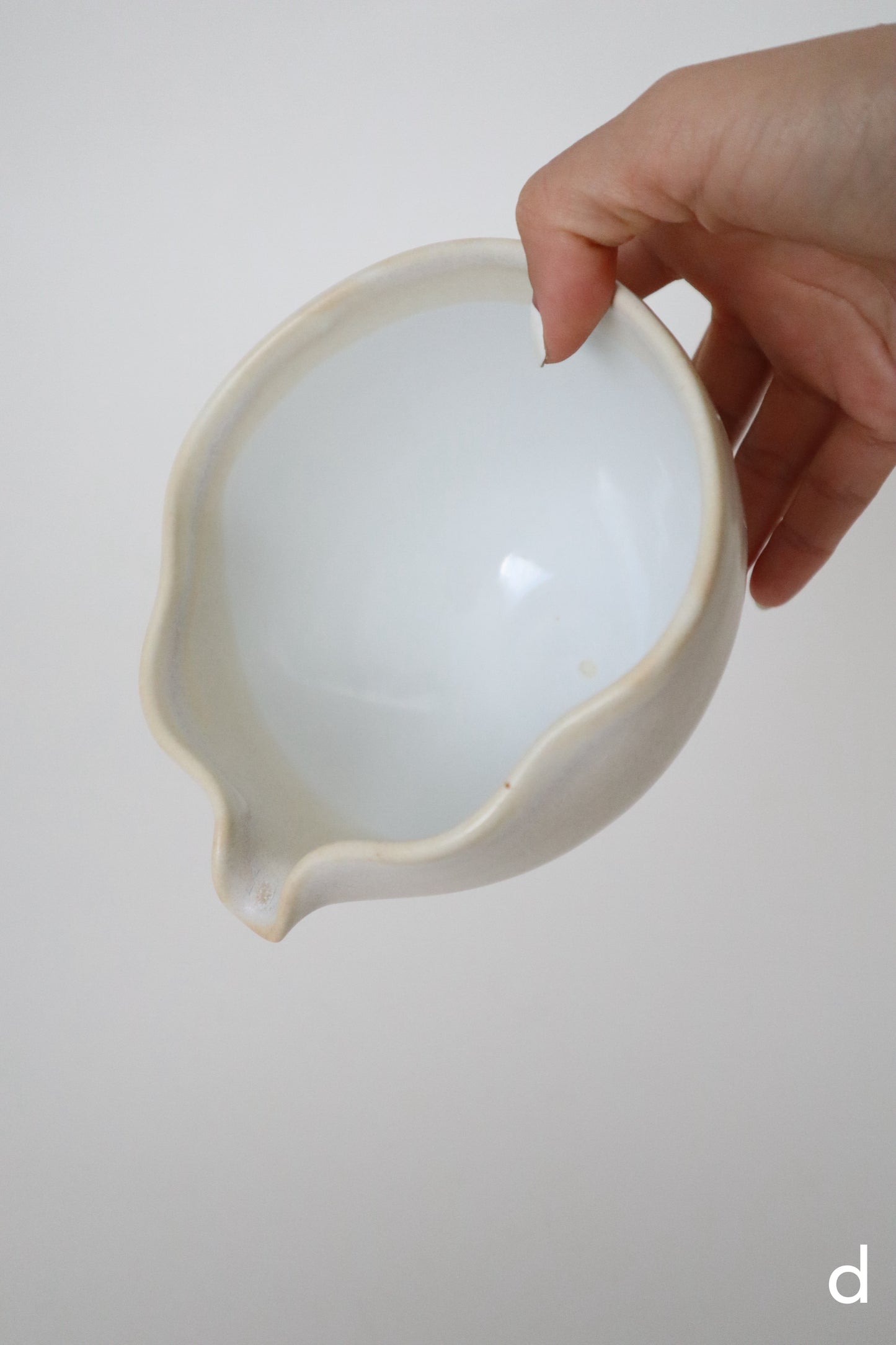 warm sand seashell matcha bowl sets