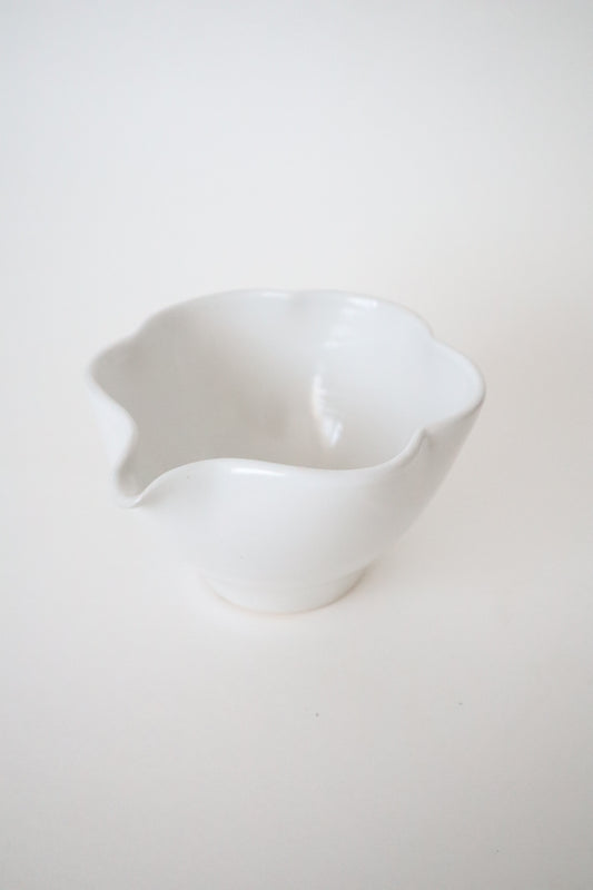white bloom matcha bowl