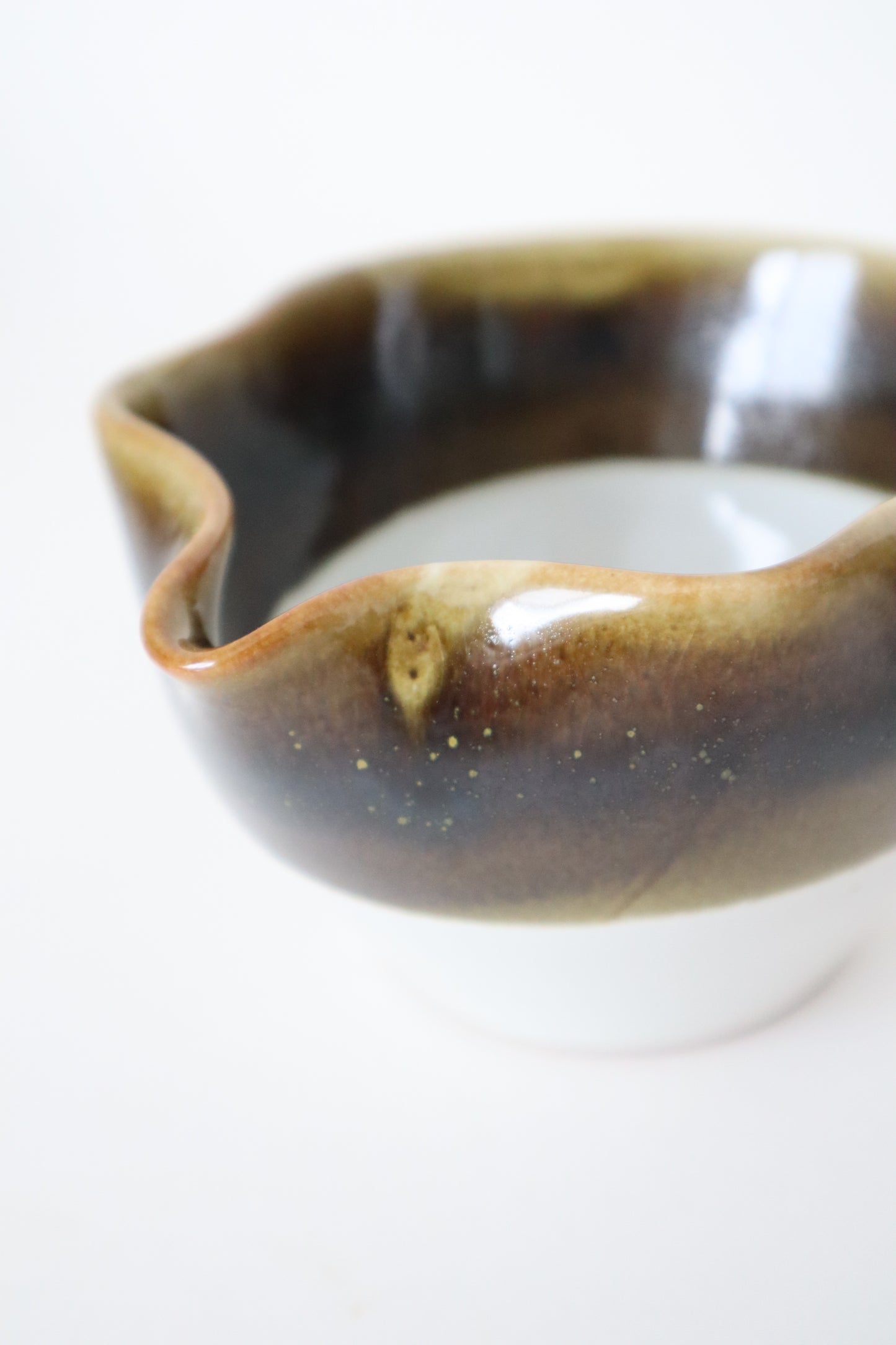 espresso seashell matcha bowl