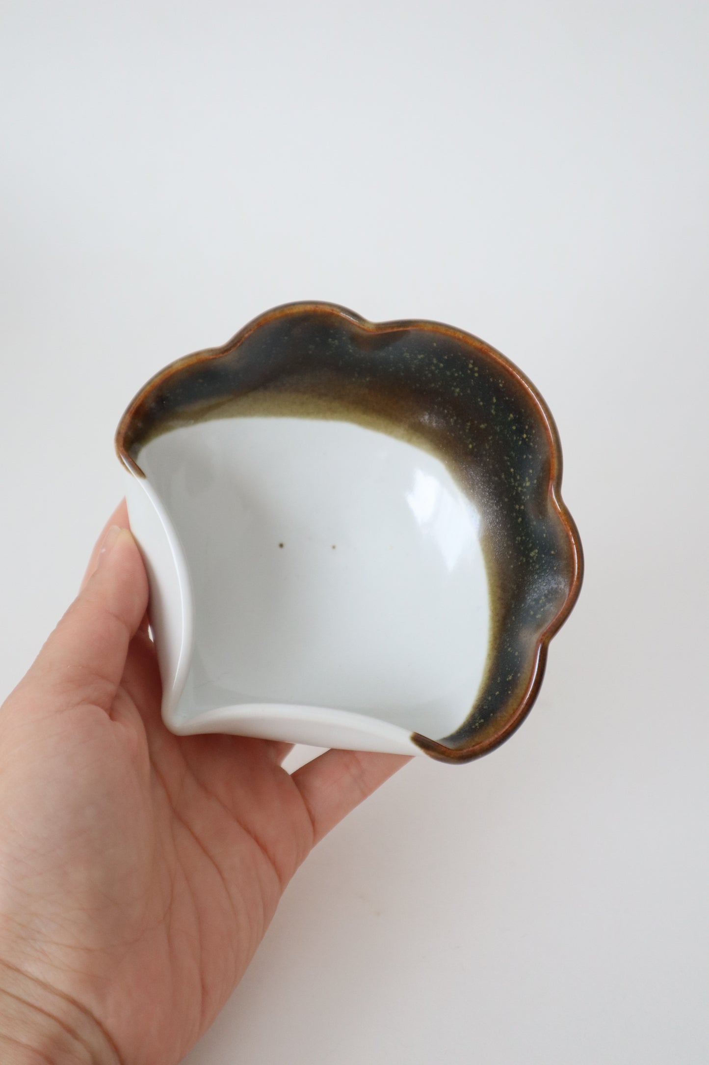 espresso seashell matcha bowl