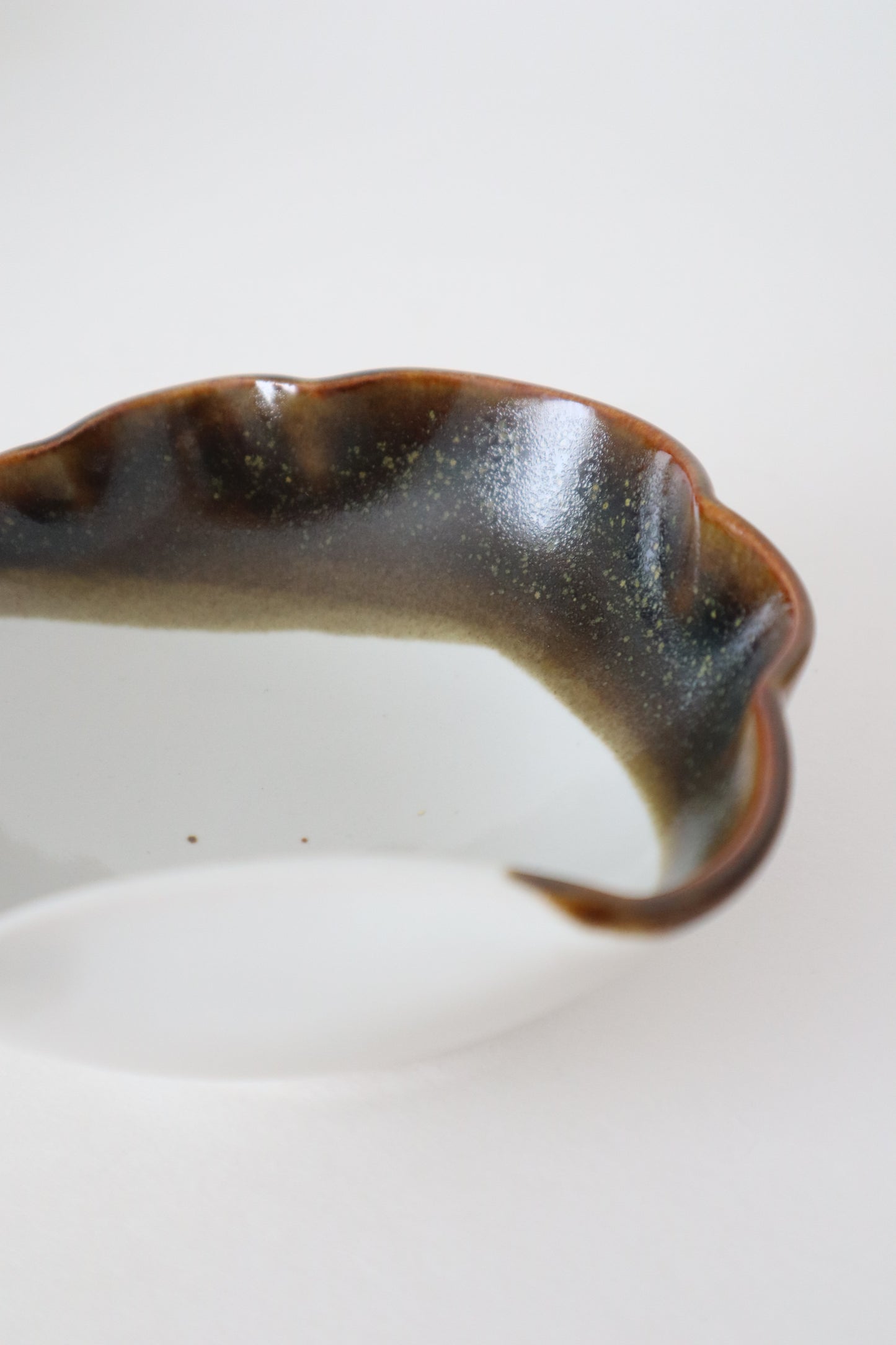 espresso seashell matcha bowl