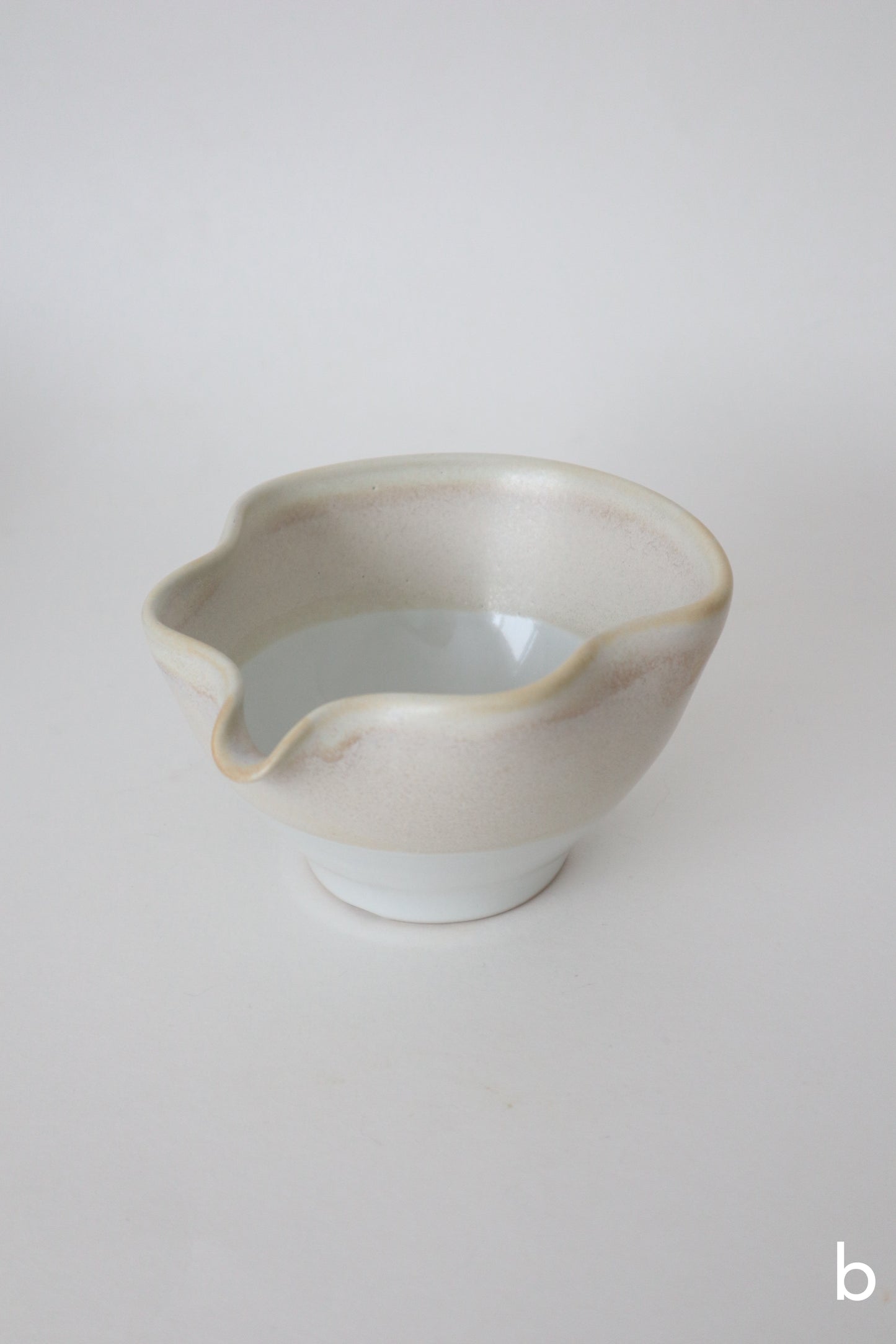 warm sand seashell matcha bowl sets