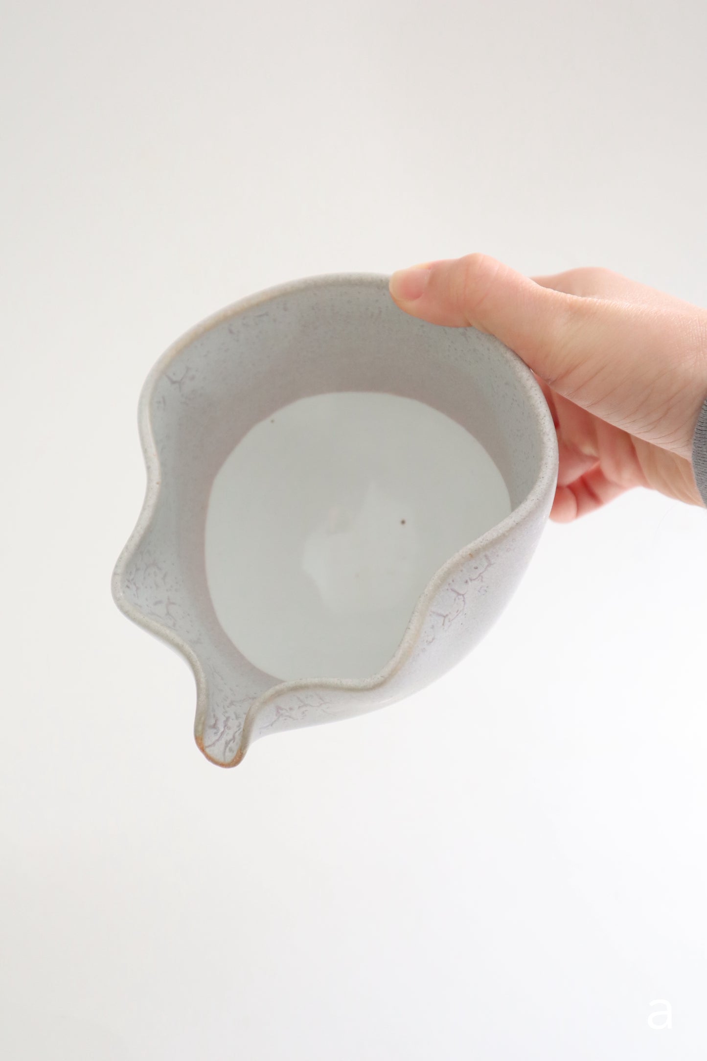 wild clay seashell matcha bowl sets