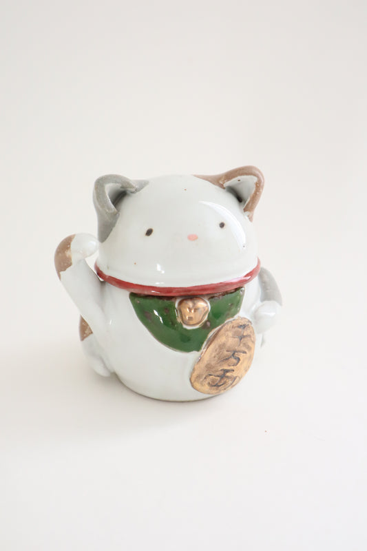 Cali the calico maneki neko