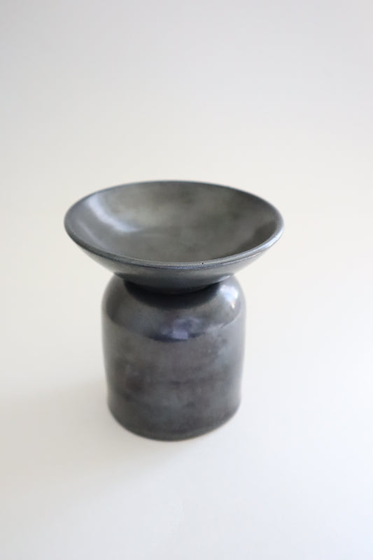Onyx elevated feeder (2 piece)