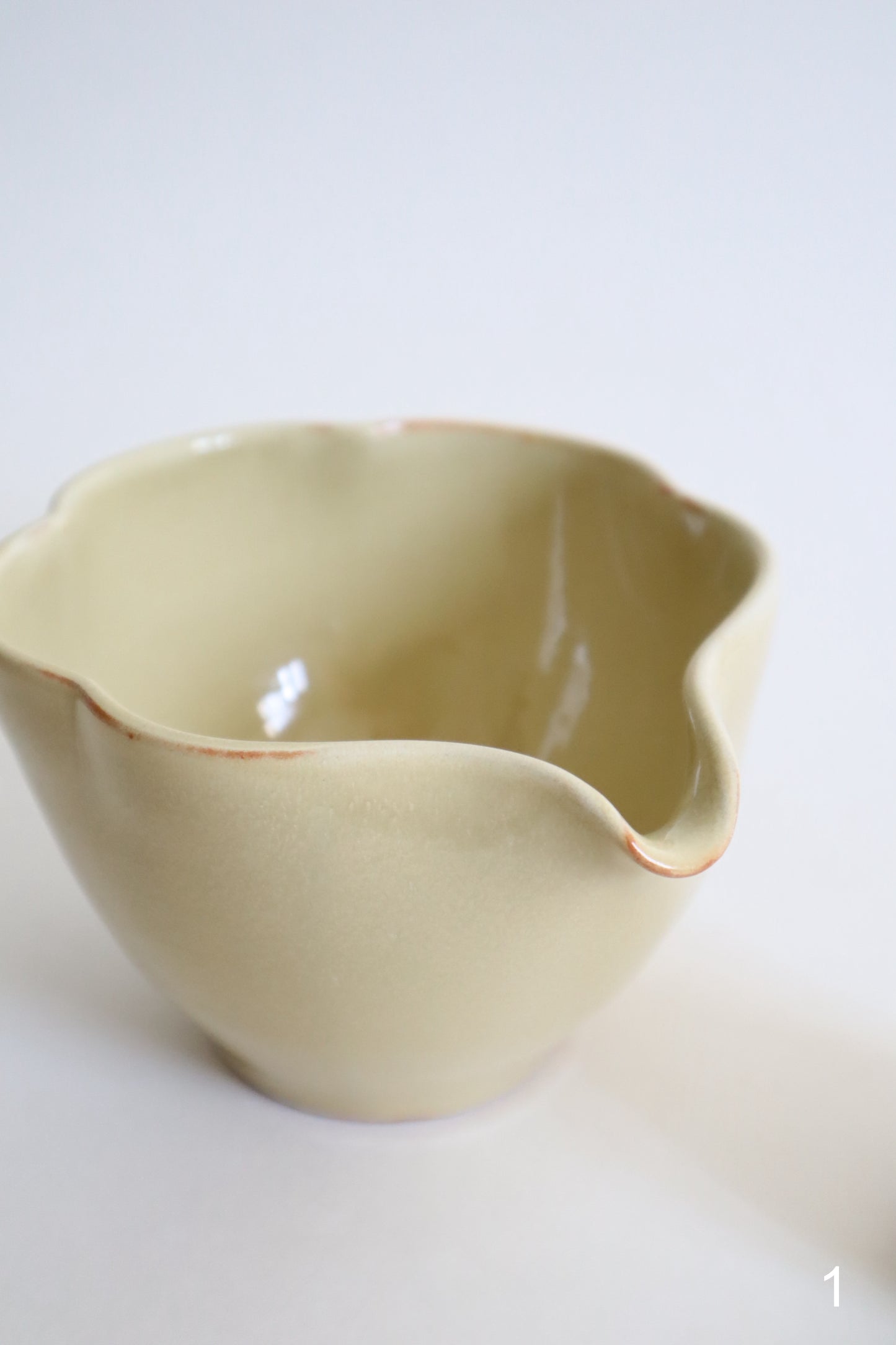butter yellow bloom matcha bowls + set