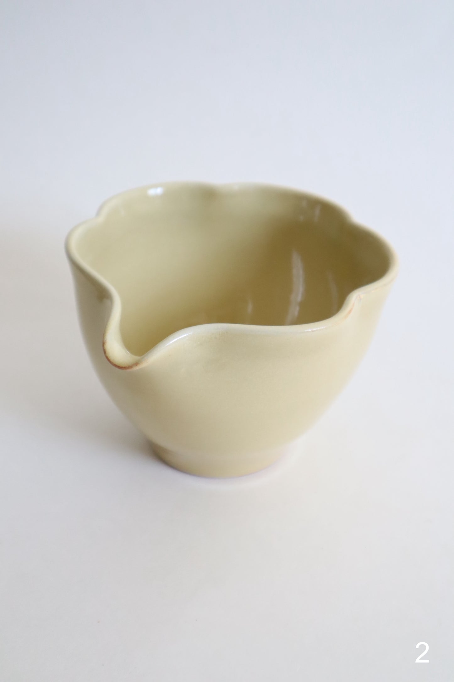 butter yellow bloom matcha bowls + set