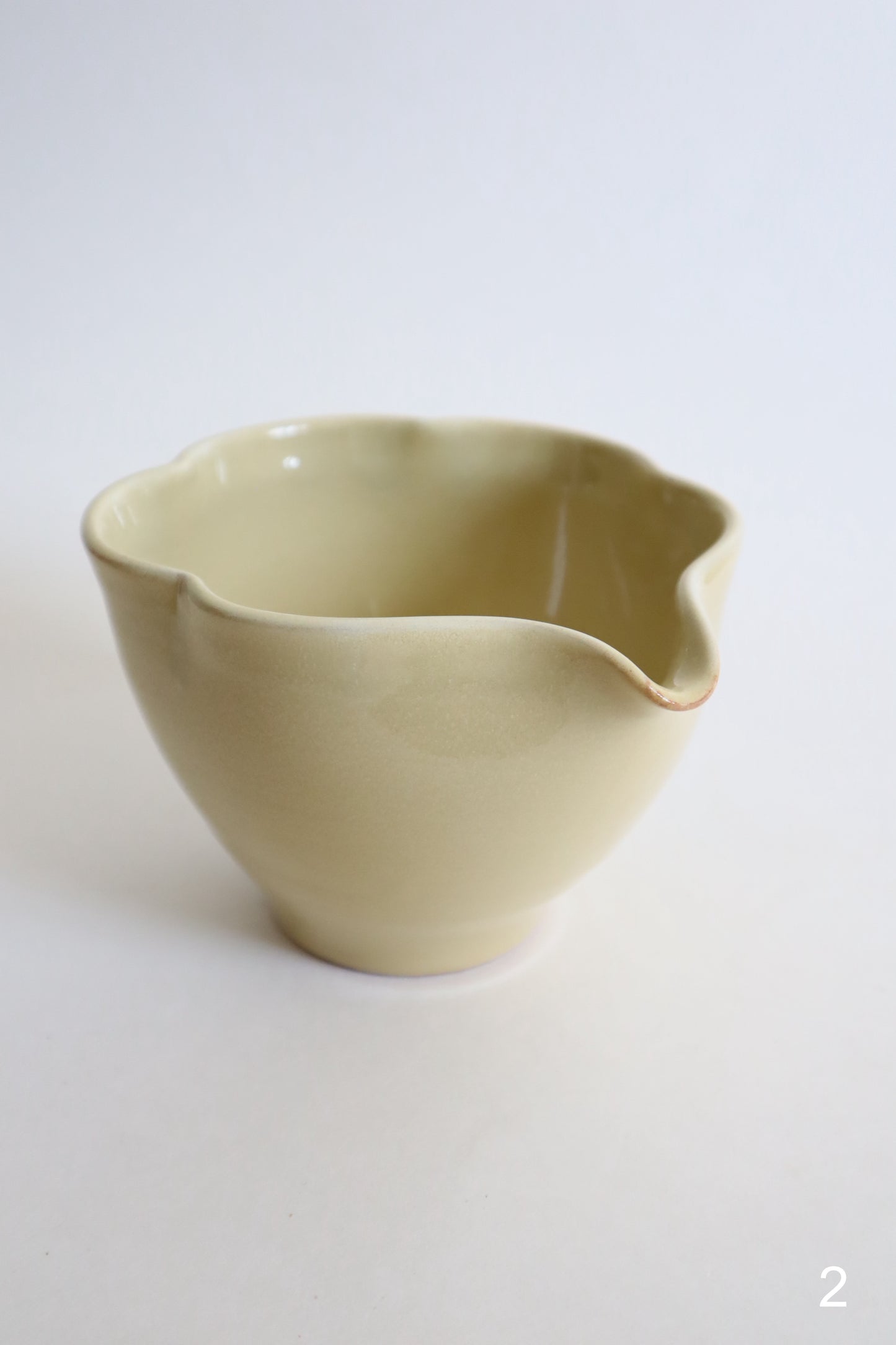 butter yellow bloom matcha bowls + set