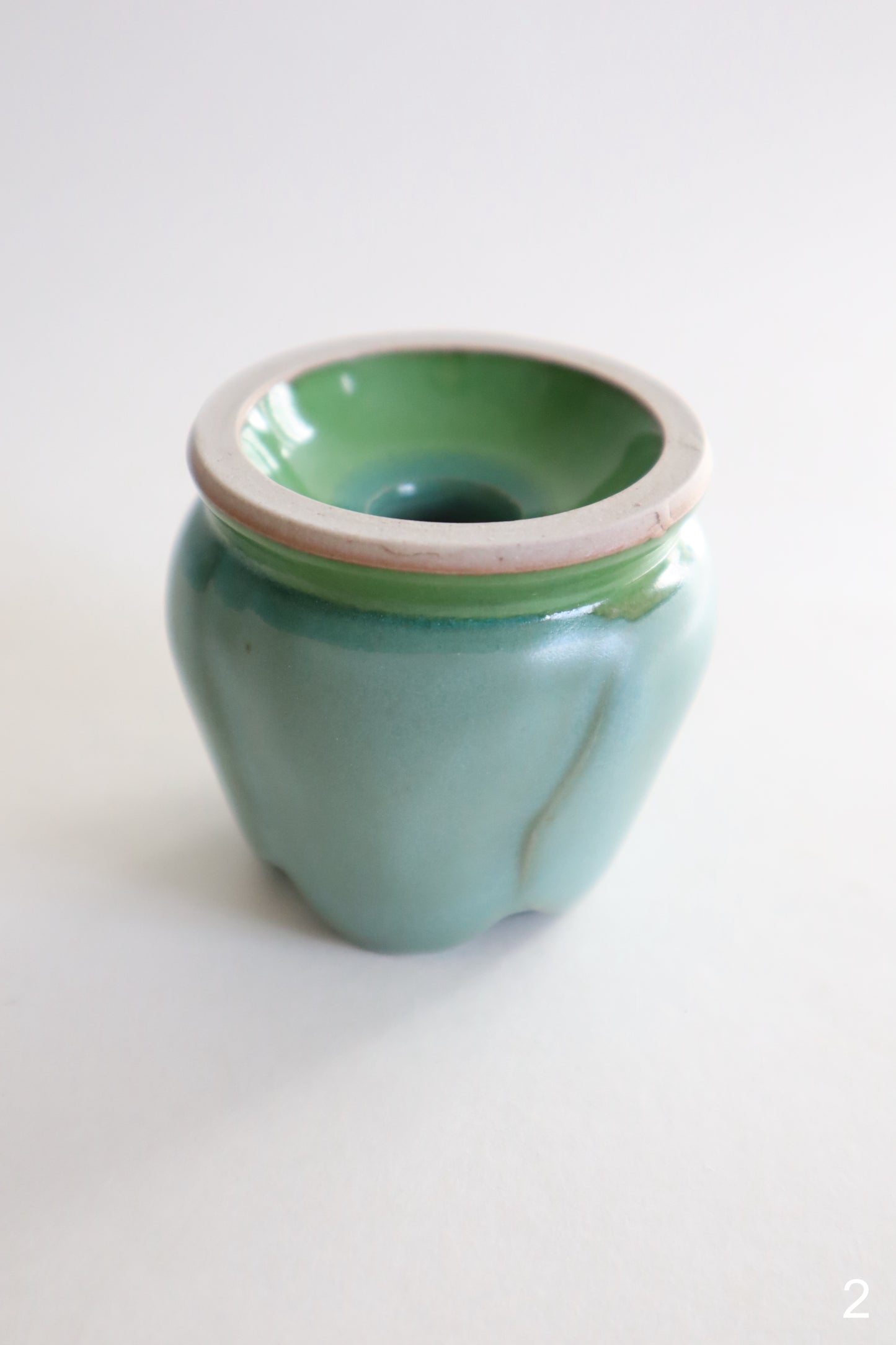 blue bloom whisk holder