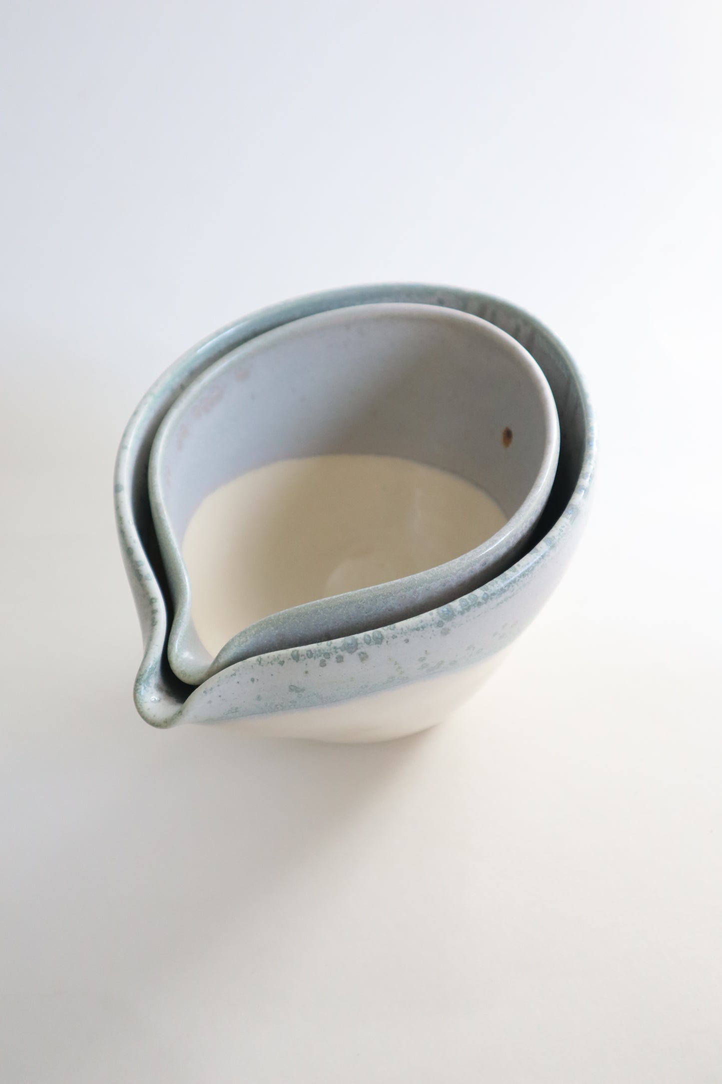 nesting raindrop matcha bowls