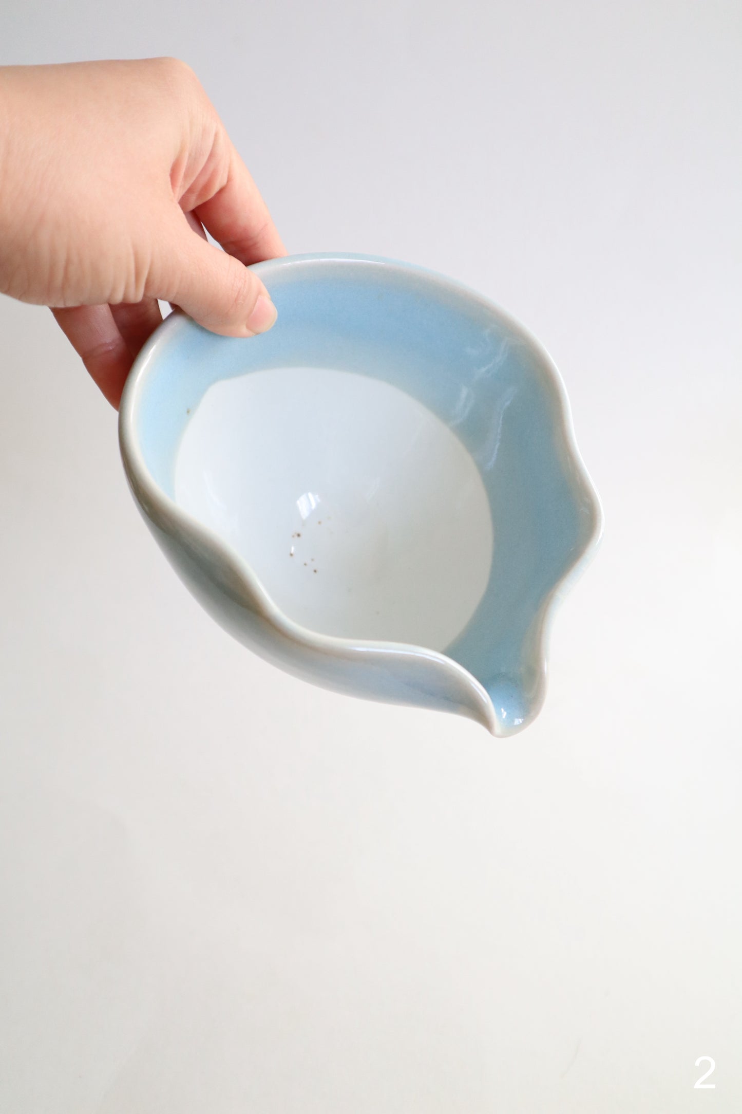 glacier seashell matcha bowl and set
