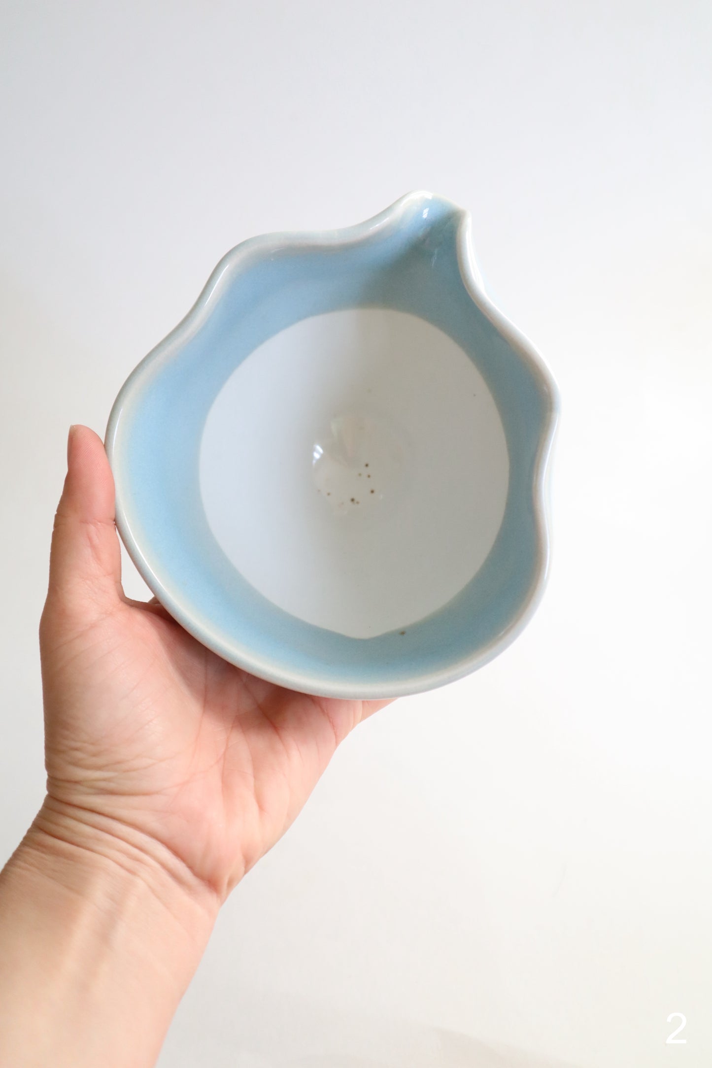 glacier seashell matcha bowl and set