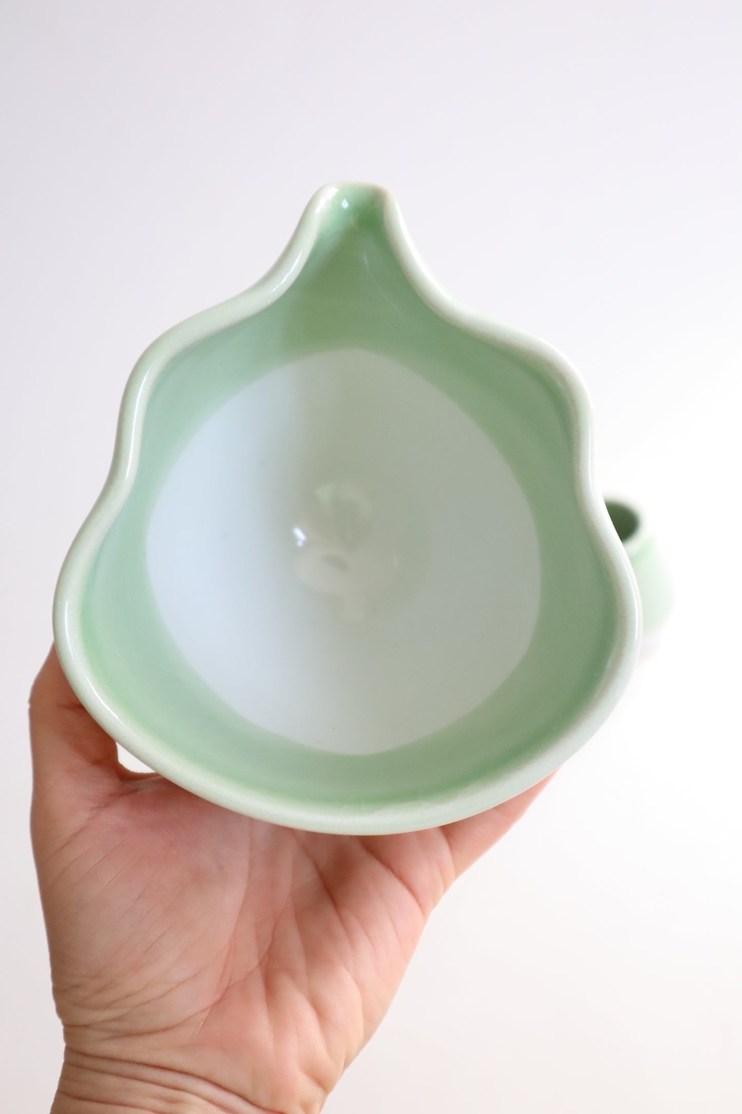 apple green seashell matcha set