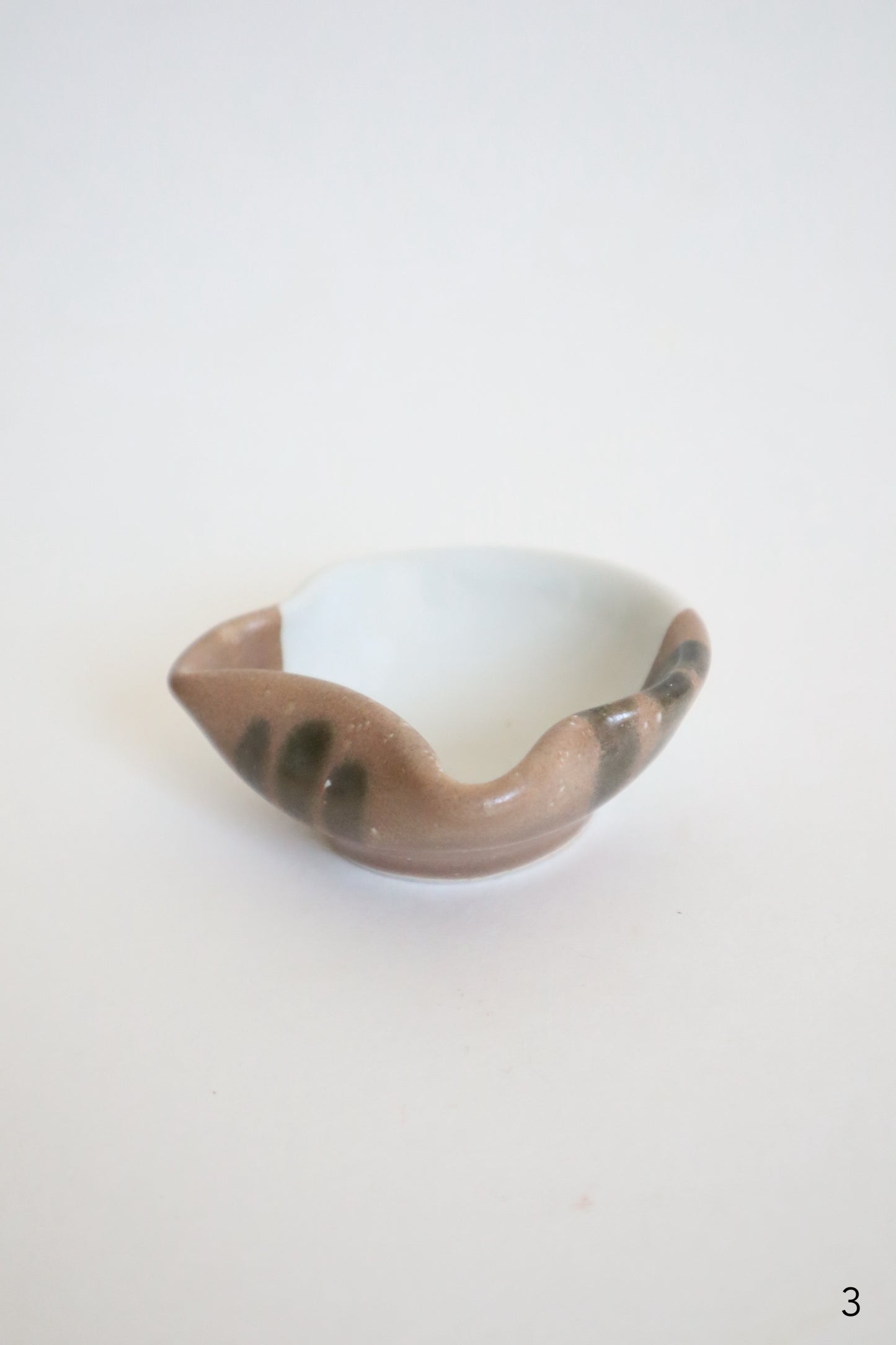 small brown & white cat dishes